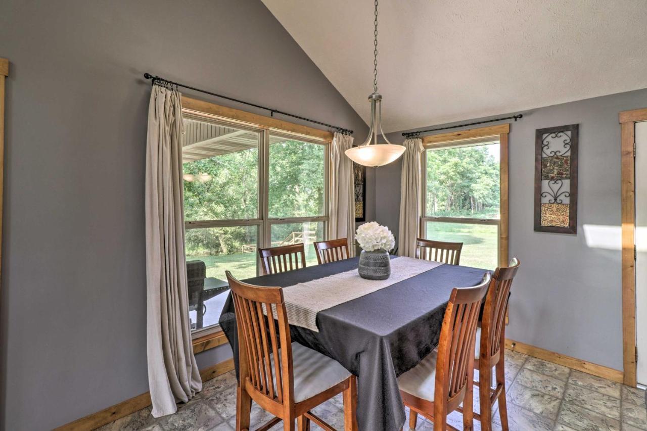 Mountain Home Cottage With Deck On White River! Gassville Bagian luar foto