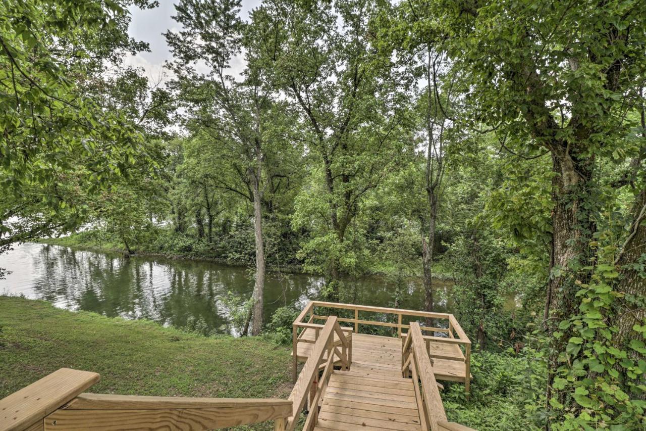 Mountain Home Cottage With Deck On White River! Gassville Bagian luar foto