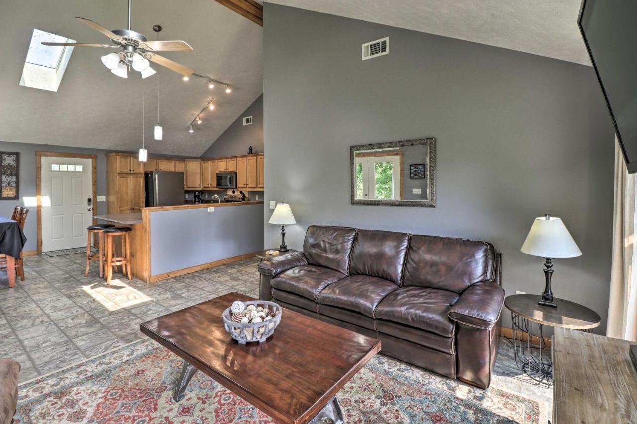 Mountain Home Cottage With Deck On White River! Gassville Bagian luar foto