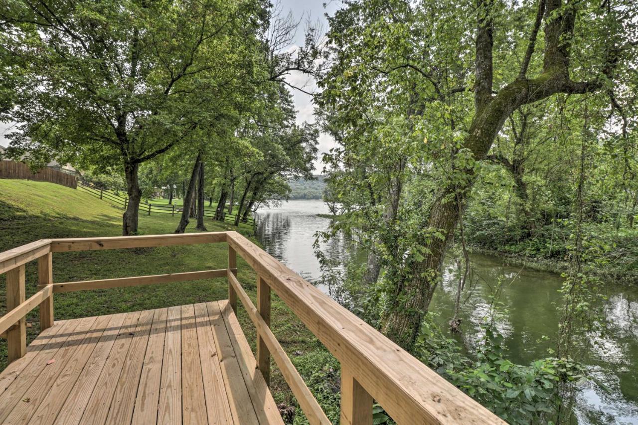 Mountain Home Cottage With Deck On White River! Gassville Bagian luar foto