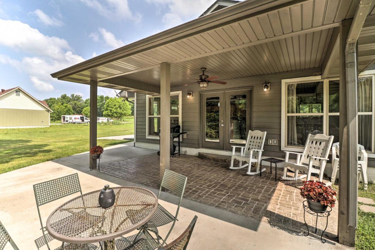 Mountain Home Cottage With Deck On White River! Gassville Bagian luar foto